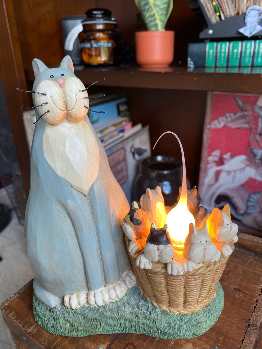Primitive Lamp Hand-Painted Gray Cat Figurine with Lighted Kittens in Basket.